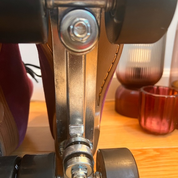 Moonlight Roller Skates Moon Boots AMETHYST men’s Size 8 women’s 9-9.5 - Picture 6 of 13